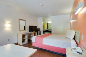 Motel 6 Cartersville, GA