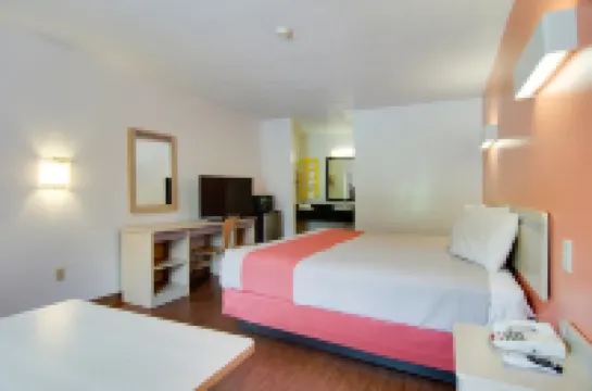 Motel 6 Cartersville, GA