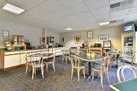 Quality Inn & Suites Exmore Hotels in Wachapreague