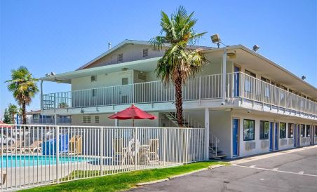 Motel 6-Fresno, CA - Blackstone South - Housity