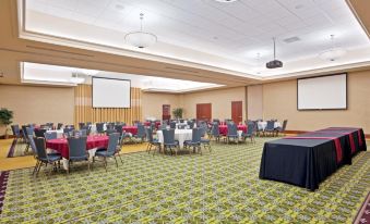 Holiday Inn Grand Rapids - South