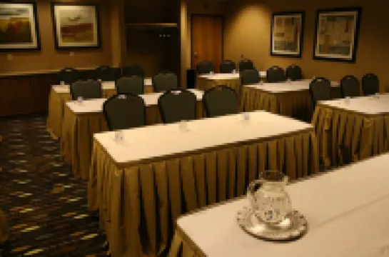 Best Western Plus Wichita West Airport Inn