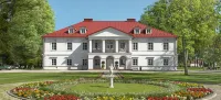 Bistrampolis Manor Hotel di 