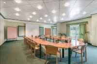 Hotel-Gasthof am Riedl Các khách sạn ở Hof bei Salzburg