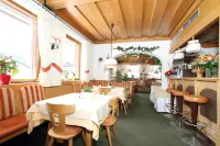 Pension Mittagskogel Hotels in der Nähe von Skischule Club Alpin Pitztal