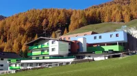 Apart Hotel Garni Wieser Hotels in Längenfeld