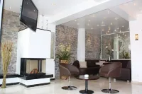 Ringhotel Schlossberg Hotels in Seenplatte