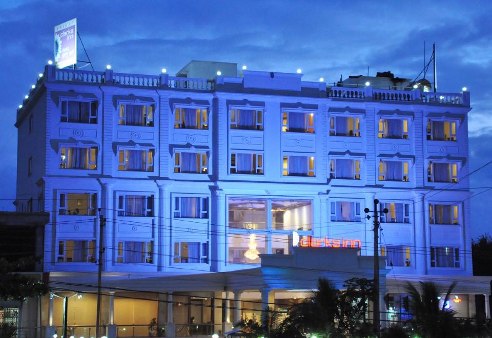Keshav Clarks Inn-Gadag Updated 2023 Room Price-Reviews & Deals | Trip.com