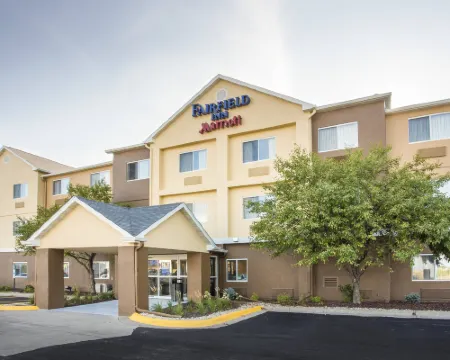 Fairfield Inn & Suites Peru Hotels in Peru