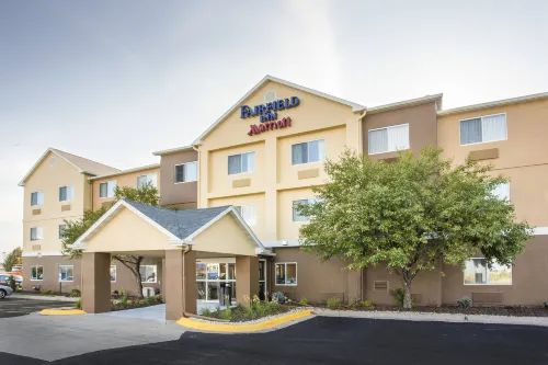 Fairfield Inn & Suites Peru Hotels in Deer Park Township
