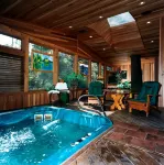 Sherwood Inn Hotels in Muskoka Lakes