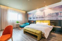 Yuhao Hotel (Xuchang Wenfeng Road Branch) - balcony