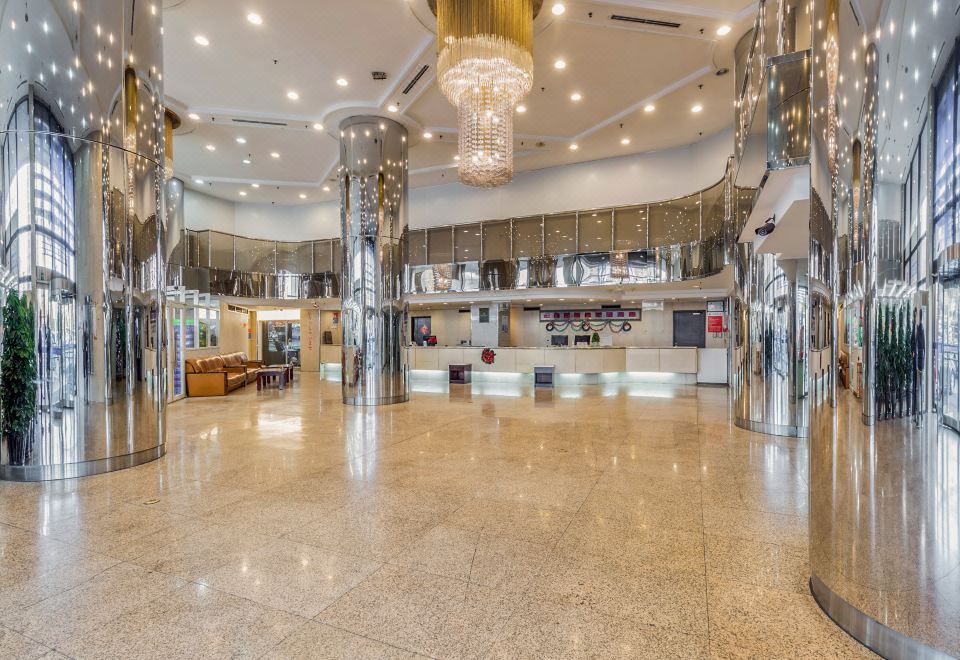 다롄 로얄 호텔의 조식 공간