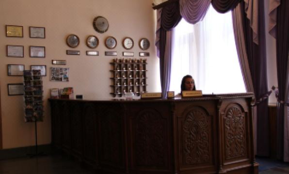 Manifest Restaurant and Hotel Gyumri - Housity