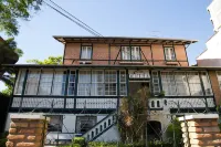 Hotel Hermann Các khách sạn gần Praça Victor Konder