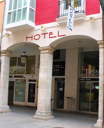 Hotel Alda Entrearcos Отели рядом с достопримечательностью «Salón del Reino de los Testigos de Jehová»