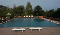 Taj Chandigarh - Pools