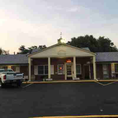 Old Kentucky Home Motel Hotel Exterior