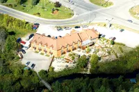 Hotel Alila Hotels near Le Jardins de Francois