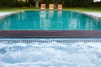 Bailiffscourt Hotel & Spa - Pools