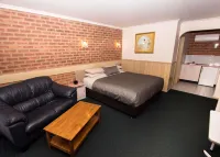 Colonial Motor Inn Bairnsdale Golden Chain Property Hotels in Bairnsdale