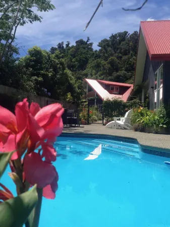 Ratanui Lodge Отели в г. Похара