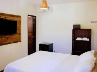 Pousada Stella Tropical โรงแรมใกล้สเตลล่ามาริส