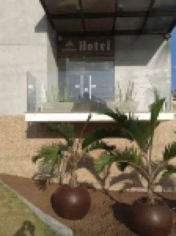 白金酒店 鄰近阿巴葉德湖的酒店