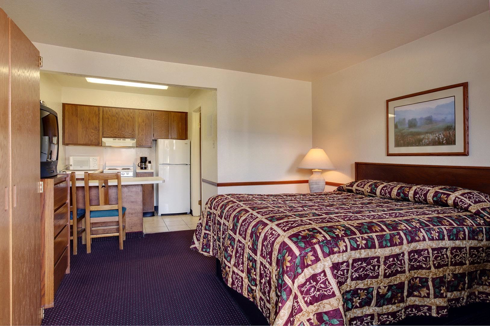 Amerihome Inn & Suites