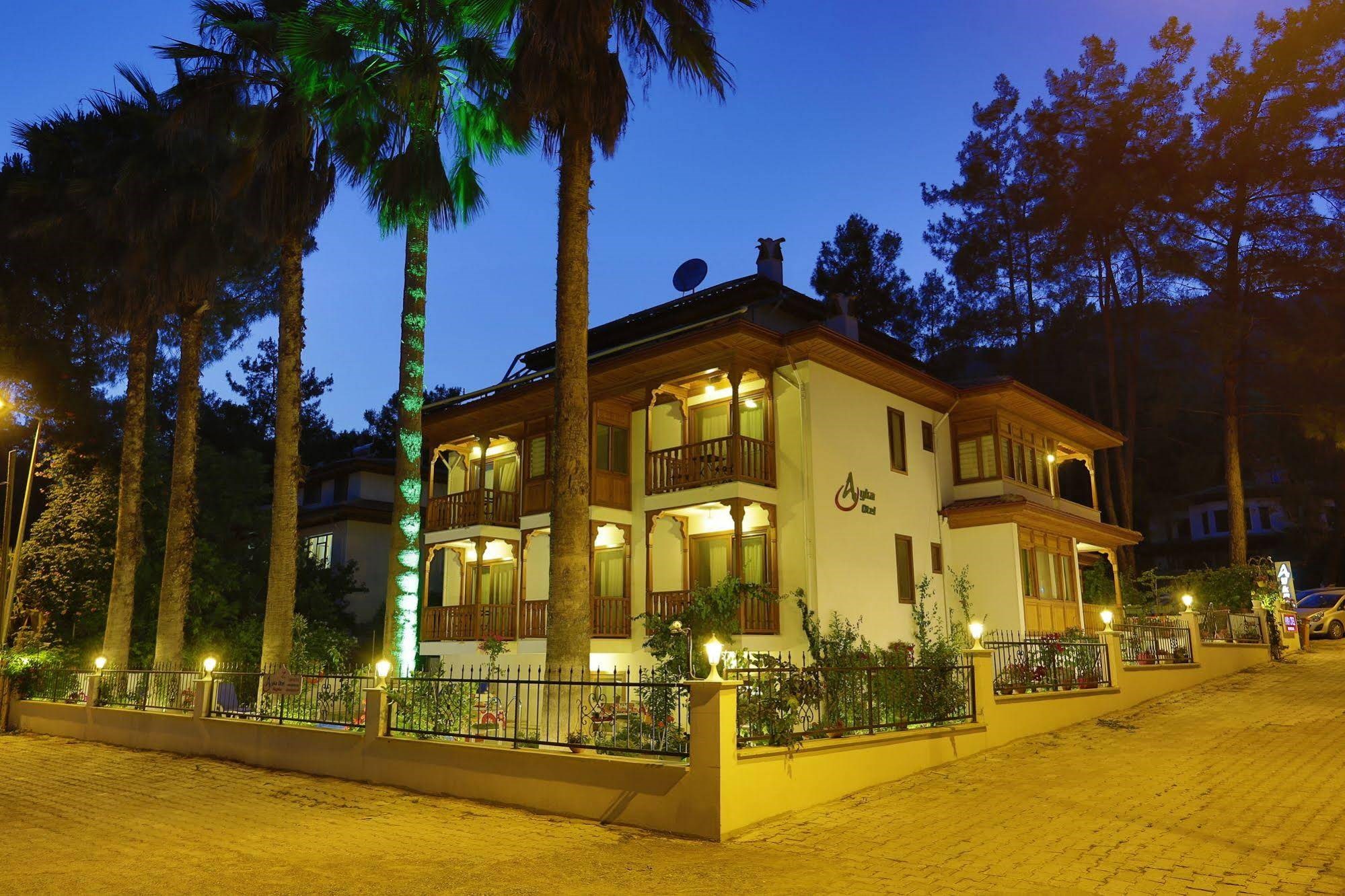 Ayka Hotel