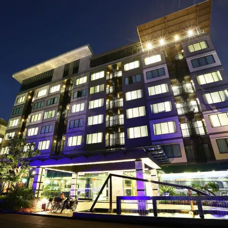 TR Rock Hill Hotel Отели рядом с достопримечательностью «Princess Maha Chakri Sirindhorn Natural History Museum»