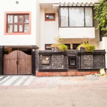 Bansi Home Stay