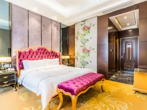 Wuchuan Wanhe Holiday Hotel (Haigang Avenue Wanhe City)