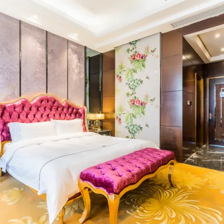 Wuchuan Wanhe Holiday Hotel (Haigang Avenue Wanhe City)