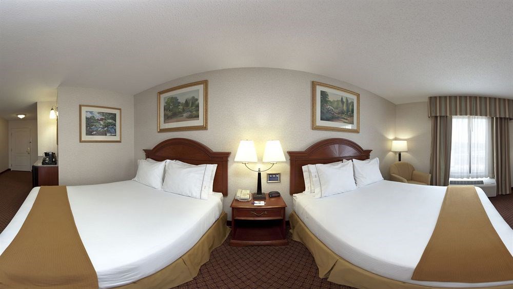 Holiday Inn Express & Suites Sharon-Hermitage, an Ihg Hotel