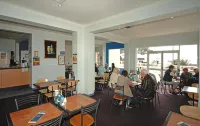 Happy Backpacker Hotels in Penguin