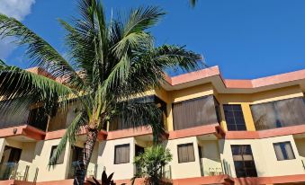 Lost Horizon Beach Dive Resort