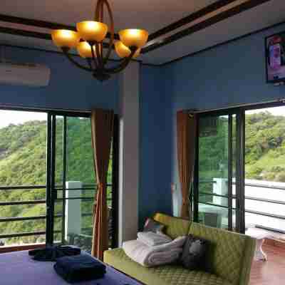 โอเชี่ยน วิว รีสอร์ท - เกาะสีชัง Rooms