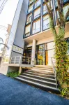 Five Hotel & Residences Hoteles cerca de Shopping del Sol