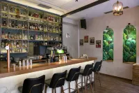 The Frogs_Guest House