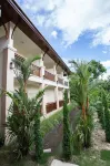 Oh Amphawa Boutique Resort Hotels near Wat Bang Khae Klang