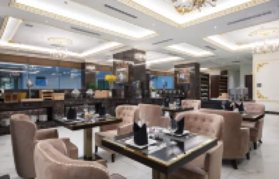 Monarque Hotel Danang