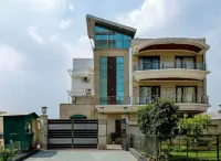 Hotel Golf View Suites-Golf Course Road Gurgaon Hotels in Gurgaon