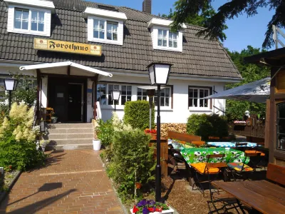Hotel Forsthaus Sellin فنادق في سيلين