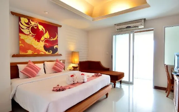 ห้องแรก