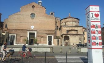 PadovaResidence Apartments - Tra Piazza Delle Erbe e il Duomo