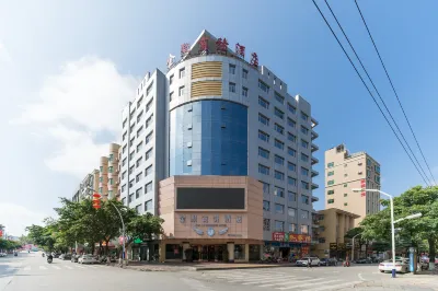 紫金金聚商務酒店 鄰近紫金縣狀元露營服務部的酒店