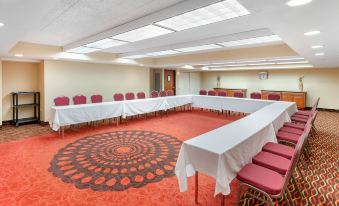 Holiday Inn Express Chicago-Downers Grove