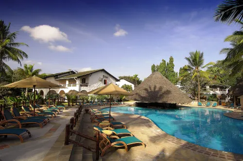 Pinewood Beach Resort & Spa - Pools
