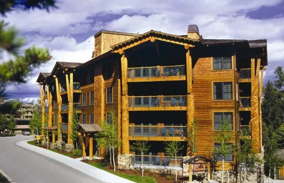 提頓俱樂部酒店